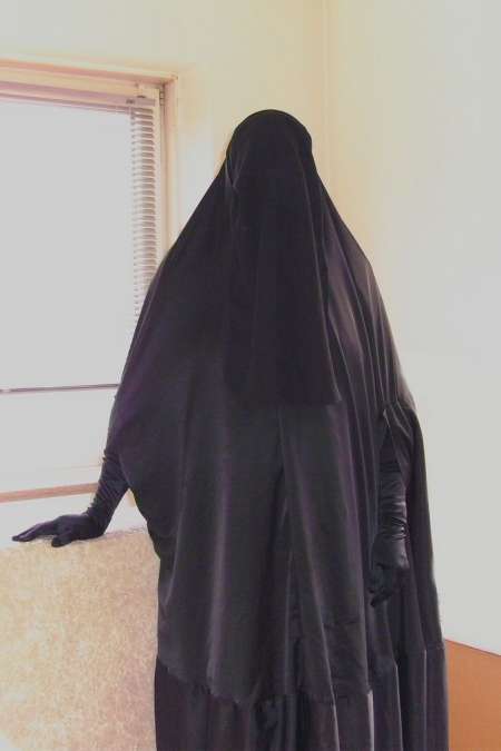 khaba soumise pour obéir et offerte en gang band