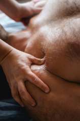 MASSAGE TANTRIQUE POUR HOMMES ET COUPLES