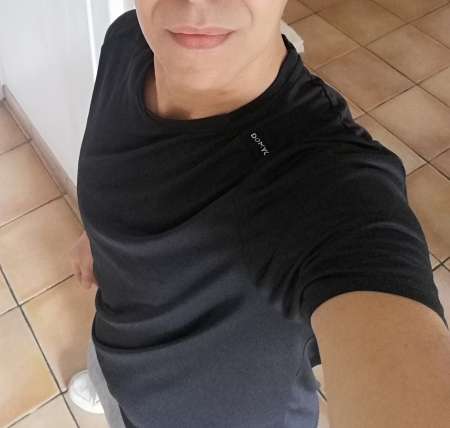 Homme pour femme aimant se faire lecher longuement