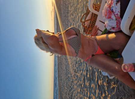 TOUT EN DOUCEUR AMANDINE MATURE