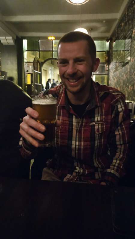 Jeune homme cherche sans lendemain avec femme