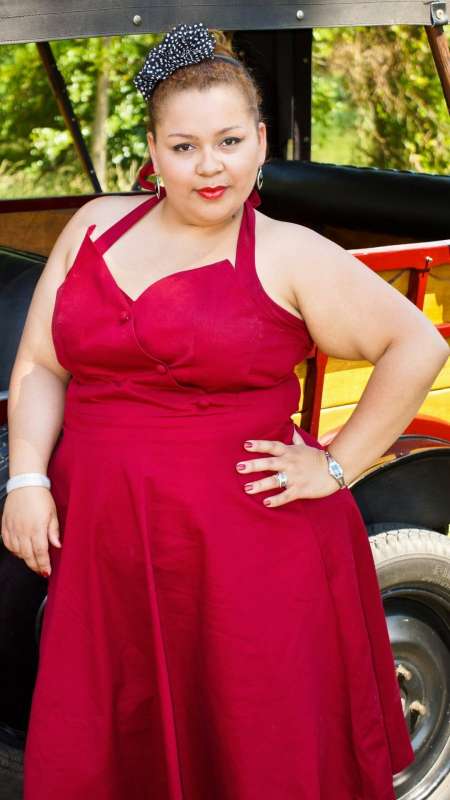 Hom. Mur offre C�lin pour FemRonde, Ob�se ou Mamie