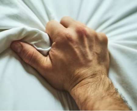 recherche F pour massage prostate en profondeur