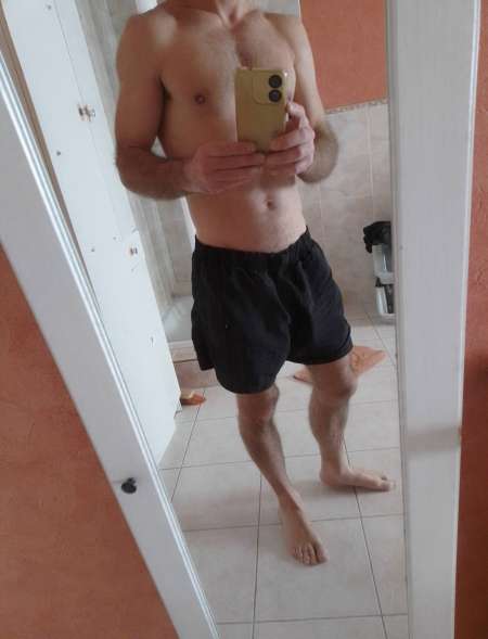 Recherche femme du 14 souhaitant essayer mes 19cm