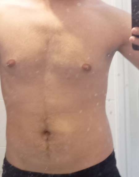 Jeune homme dispo pour tt les femmes plus �g�es np