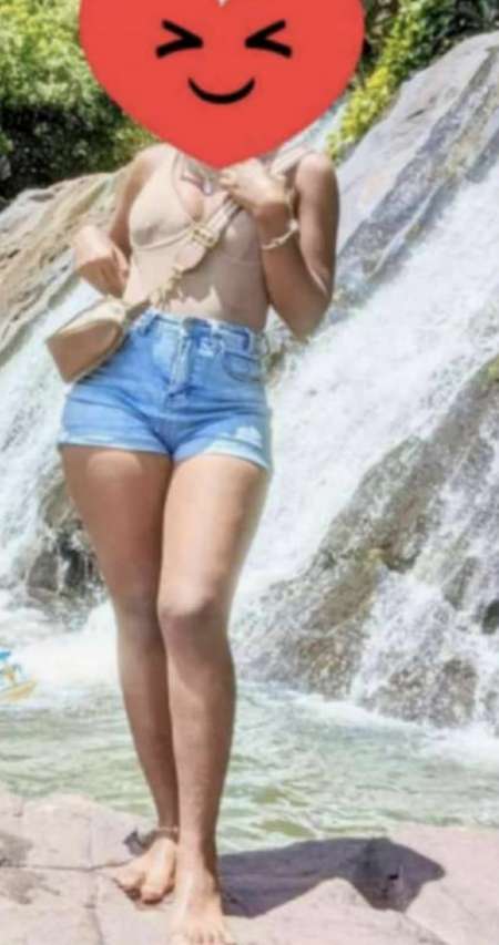 Vrai massage PRO sur la table